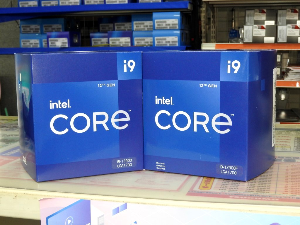 Intel Core i9-12900f 数時間使用 専用クーラー未使用