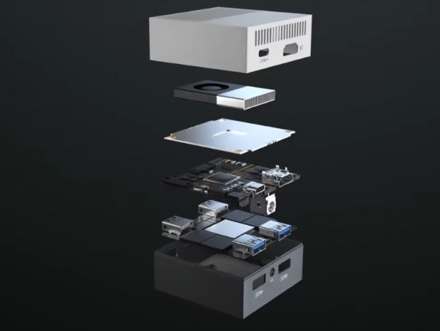 手のひらに収まる60mm角の超小型デスクトップPC「UMINIC」