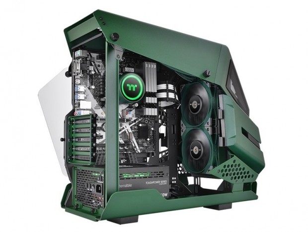 Thermaltake、自慢のTOUGHFAN採用AIO水冷「TOUGHLIQUID 240 ARGB」に新色追加