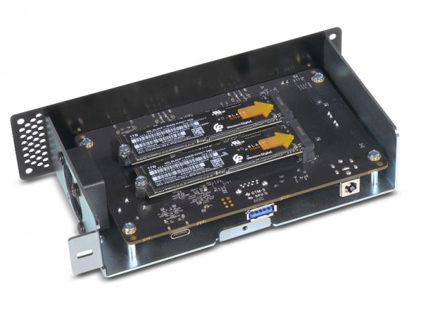 2台のNVMe M.2 SSDを内蔵できるThunderboltドッキングステーション