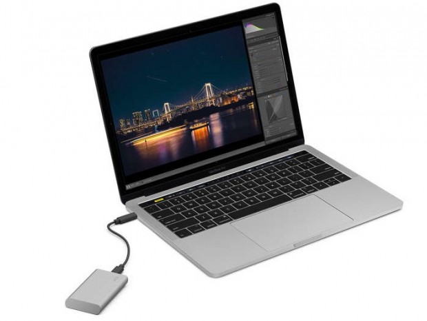 エレコム、USB3.2 Gen.2接続の小型・高速ポータブルSSD「LaCie Portable SSD」発売