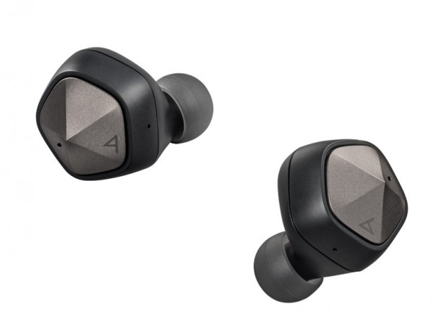 Astell&Kernから初の完全ワイヤレスイヤホン「AK UW100」が登場。価格は約4万円
