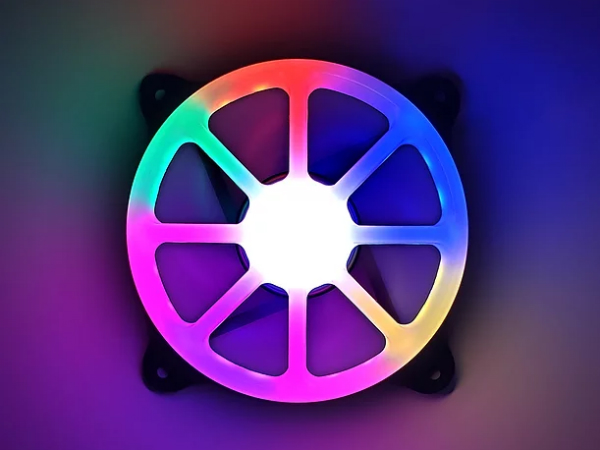 49灯のRGB LEDを搭載する120mmファン、Dynatron「Black RGB 40B」シリーズ