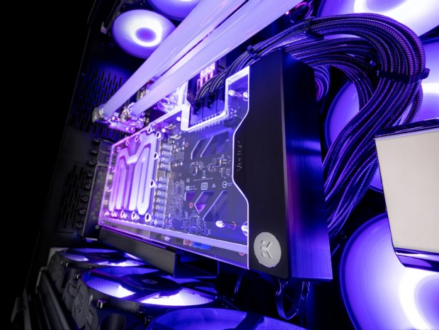 EK Water Blocks、PCIe4.0ライザーケーブルが付属するVGA垂直設置ブラケット発売