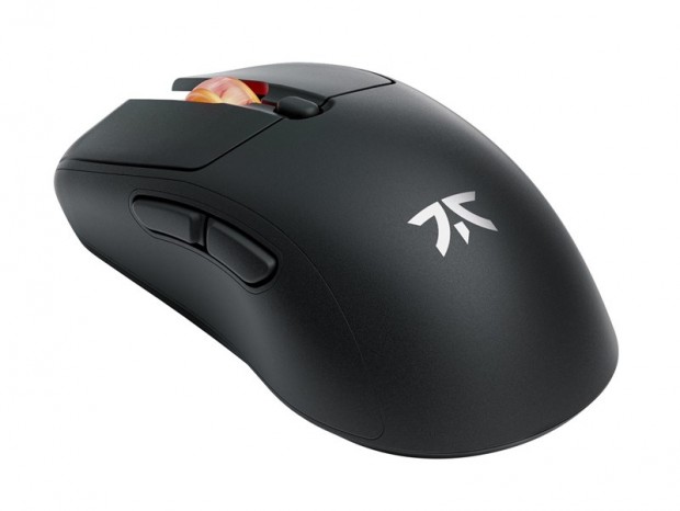 Fnatic Gear初の超軽量モデル、左右対称のワイヤレスゲーミングマウス「BOLT」発売