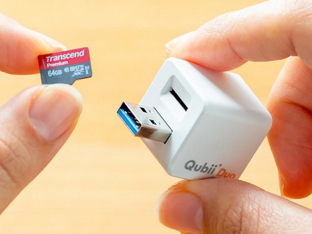 iOS/Androidのデータを自動バックアップできるカードリーダ「Qubii Duo」