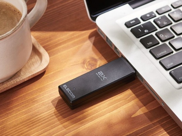 エレコム、ドングルタイプのWi-Fi 6対応USB無線LANアダプタ発売。価格は7,678円