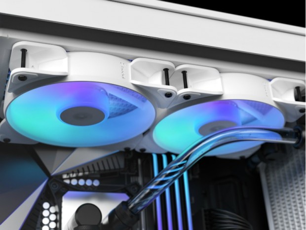 Fractal Design、デイジーチェーン接続対応ファン「Aspect RGB PWM」に新色ホワイト追加