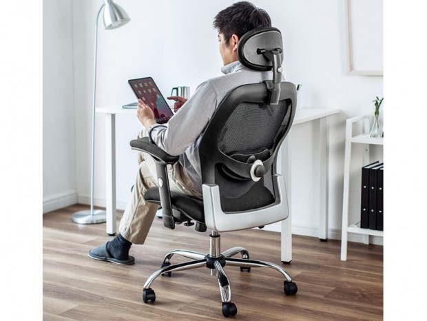 サンワダイレクト、オールメッシュ仕様の多機能ワークチェアを19,800円で発売