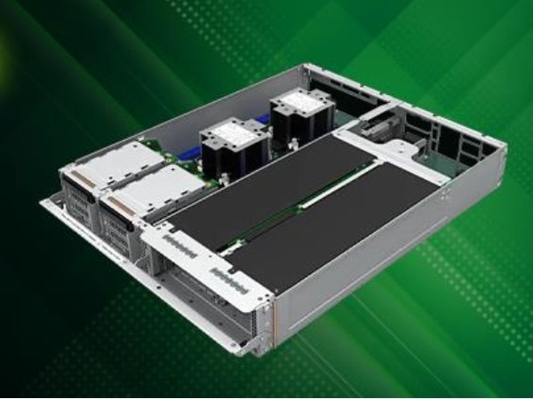 ハイエンドGPUを4台搭載できる2Uサーバー、ジーデップ・アドバンス「GSV-INT2U/4G」
