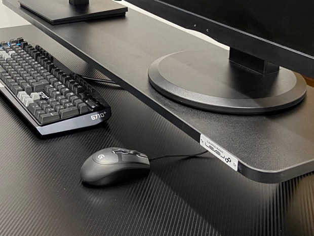 パソコン工房、耐荷重最大20kgの「クランプ式モニタースタンド」発売