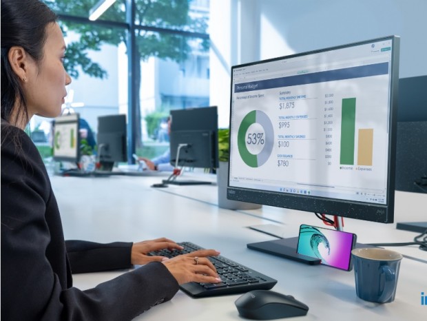 Intel Arc A370M搭載の23.8型オールインワンPC、Lenovo「ThinkCentre neo 50a 24」