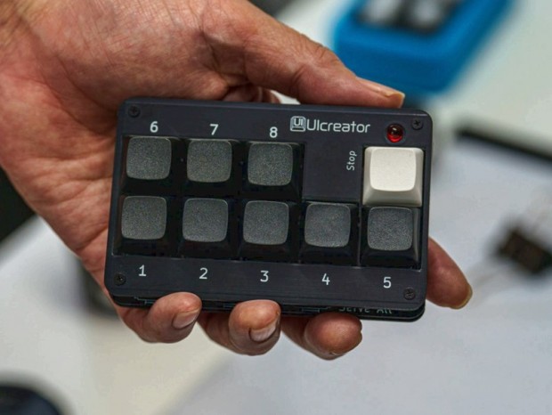 ビット・トレード・ワン、8+1キー構成の小型プログラマブルキーボード「UICreator」
