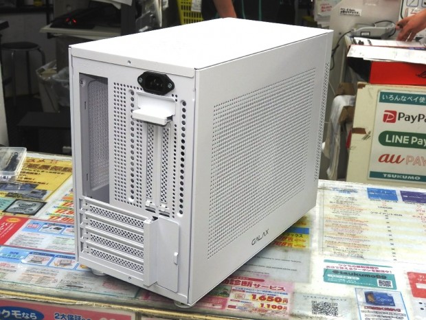 税込10,000円を切るMicroATX対応小型PCケース、GALAX「Revolution-03