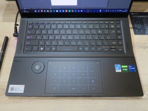 ASUS_notepc220804_14_1024x768