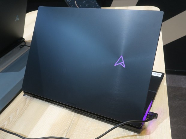 ASUS_notepc220804_16_1024x768