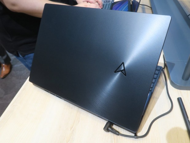 ASUS_notepc220804_23_1024x768