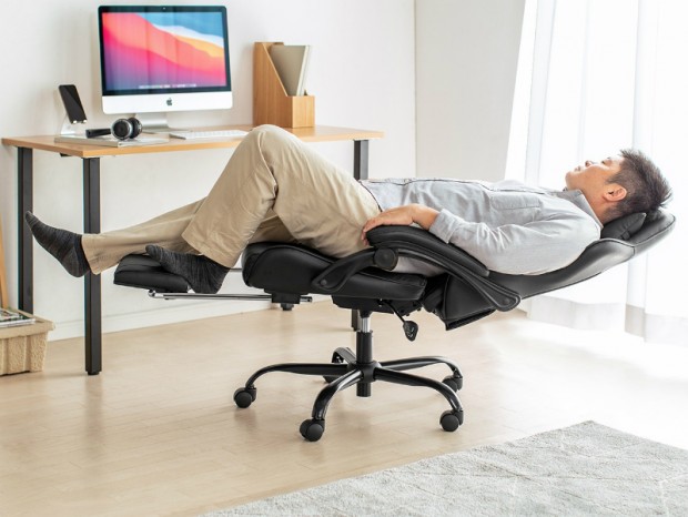 ミドルバックのゲーミングチェア