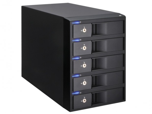 USB Type-C/eSATA両対応の5ベイHDDケース、センチュリー「裸族の集合住宅 5Bay Type-C」