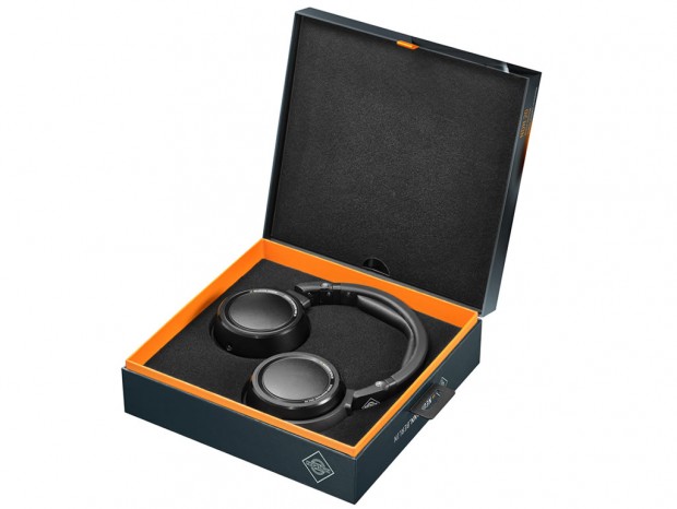 ゼンハイザー、密閉型スタジオリファレンスヘッドホン「NEUMANN NDH 20 Black Edition」数量限定発売
