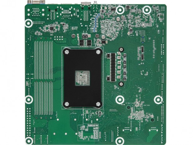 Broadcom製デュアル10G LAN搭載のX570 MicroATXマザーボードがASRock Rackから