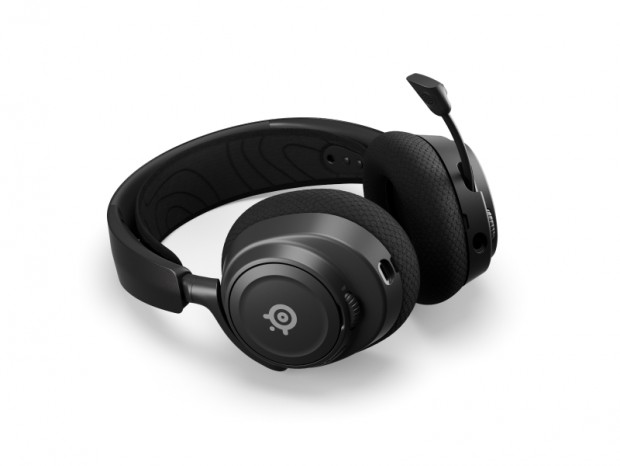 SteelSeries、デュアルワイヤレス対応ゲーミングヘッドセット「Arctis Nova 7 Wireless」