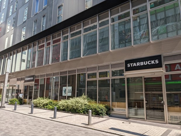 Starbucks_akb220927_1024x768c