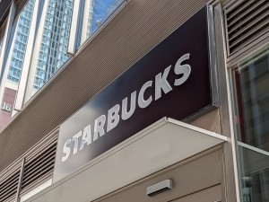 Starbucks_akb220927_1024x768e