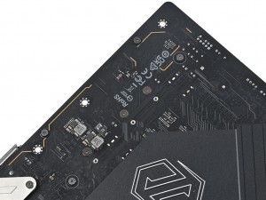 x670etaichi_45_1024x768