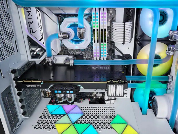 CORSAIR、最高7,600MHzの第13世代Intel Core向けDDR5メモリ近日発売