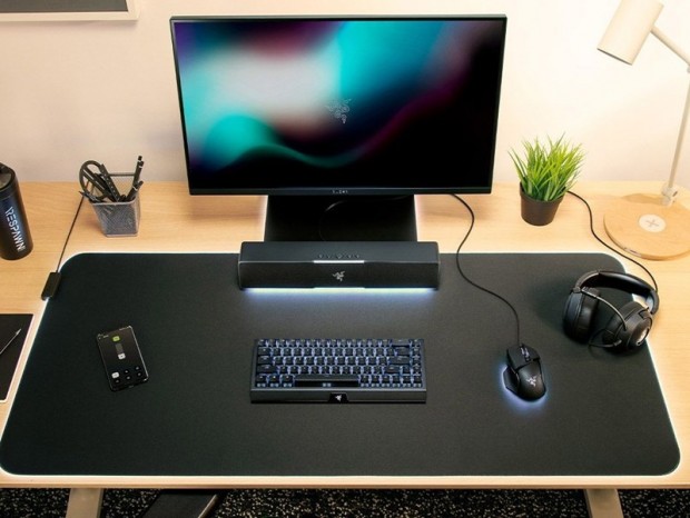 Razer、パワフルサウンドのコンパクトサウンドバー「Leviathan V2 X