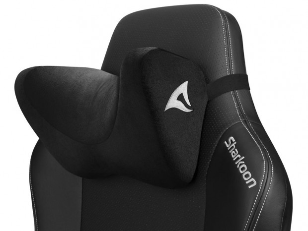ShrakoonのU字型ヘッドリストと姿勢を保つランバークッション11月2日発売