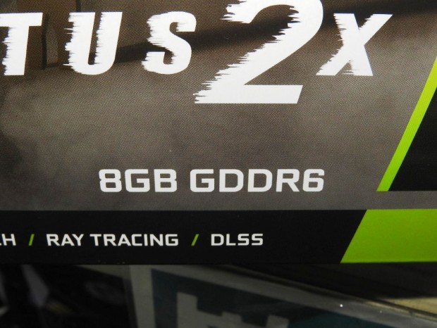 GeForce RTX 3060 VENTUS 2X 8G OCパッケージ