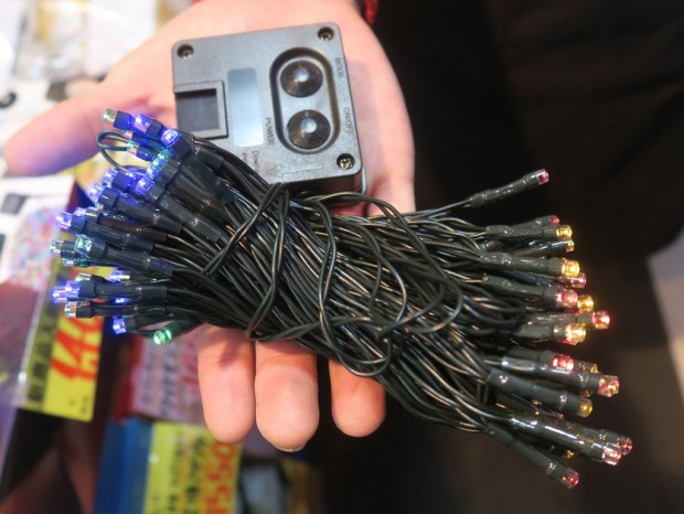 ソーラーイルミネーション100LEDライト