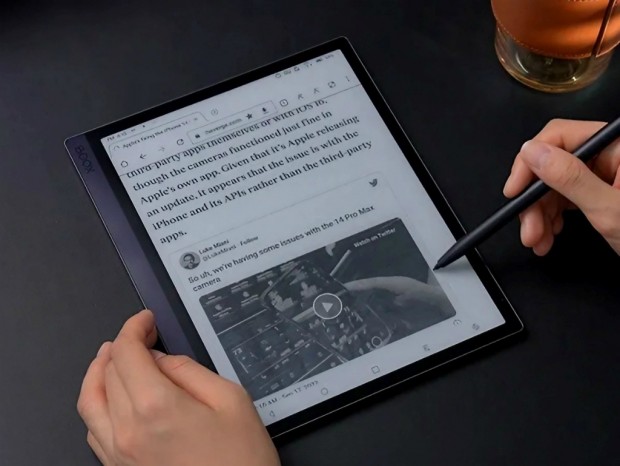 電子ペーパーディスプレイ採用の10.3型Androidタブレット、ONYX「BOOX Tab Ultra」