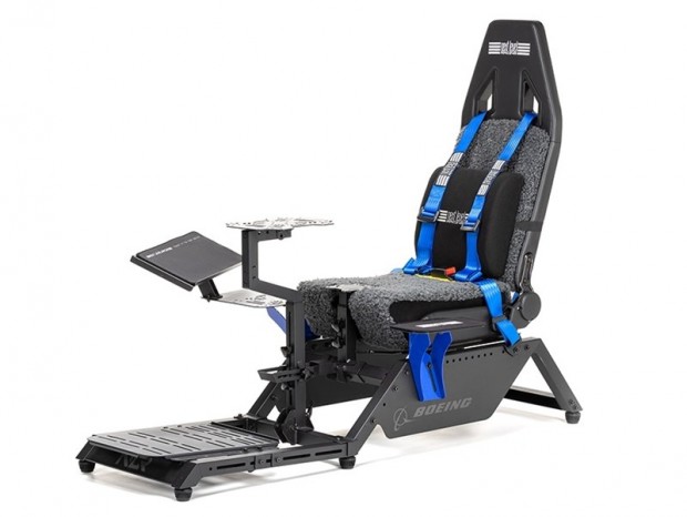 Next Level Racing、ボーイング社コラボのフライト専用コクピット「FLIGHT SIMULATOR Boeing Edition」