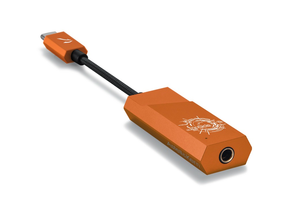 ak_hc2_fripside_edition_1000x750d エルミタージュ秋葉原