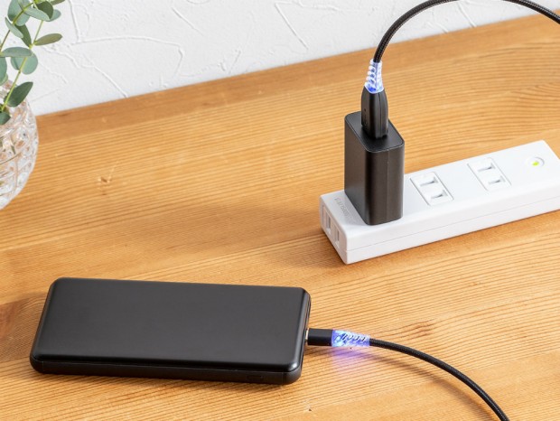 光と音で充電完了を知らせるUSB Type-Cケーブルがサンワダイレクトから