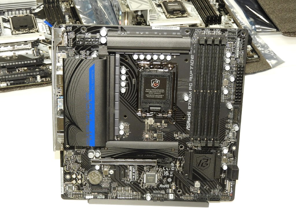 マザボ CPUメモリセット B760M-HDV/M.2 ASRock > B760M-HDV/M.2