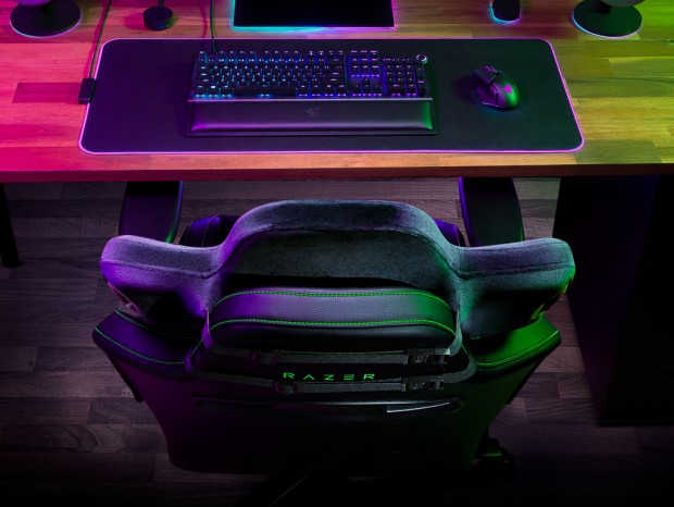 Razer、CES 2023でサラウンドサウンド対応ヘッドクッションや最新「Razer Blade」発表