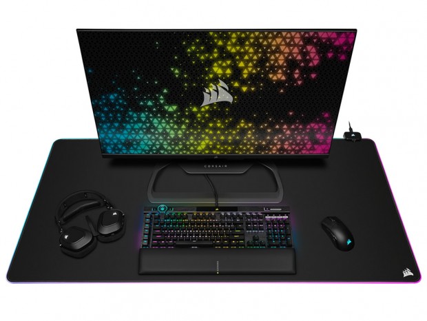 360°ライティングも楽しめる3XLサイズの特大ゲーミングマウスパッドがCORSAIRから