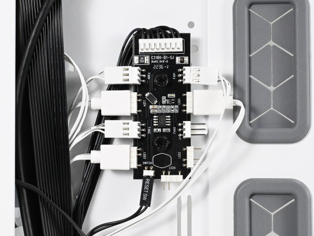 Cooler Master「MasterBox 520 SAKURA Edtion」