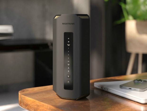 合計19GbpsのWi-Fi 7対応トライバンドルーター、NETGEAR「Nighthawk RS700」