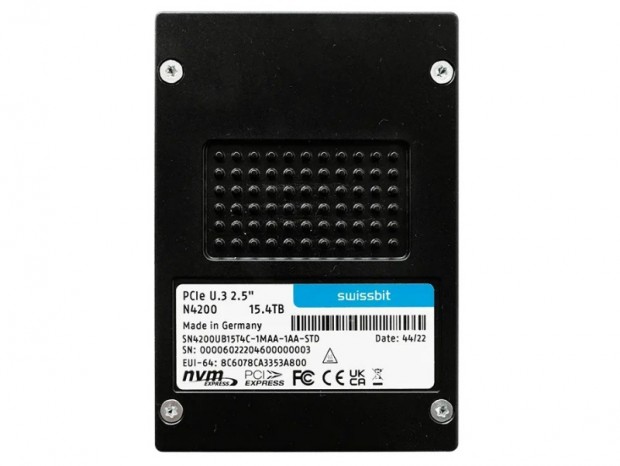 書込耐性最大3DWPDの3D eTLC採用U.3 SSD、Swissbit「N4200」