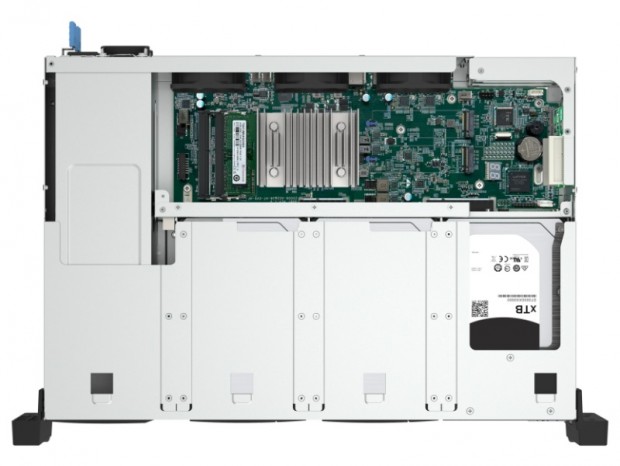 奥行き300mm未満の2UラックマウントNAS、QNAP「TS-855eU」シリーズ