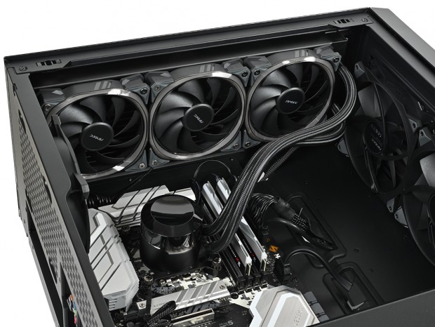 Antec Performance 1 FT