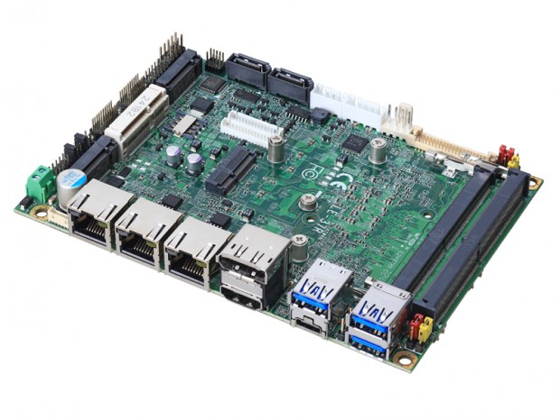 第12世代Intel Core搭載の3.5インチサイズSBC、COMMELL「LE-37R」