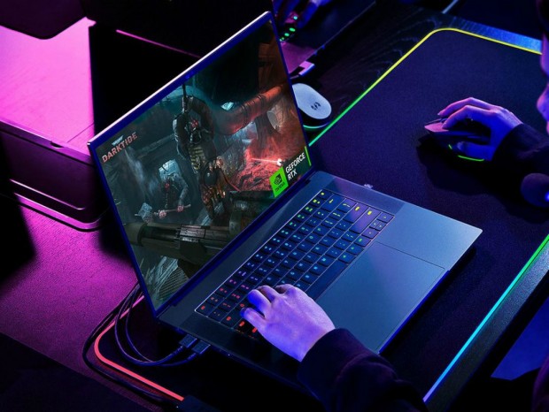 GeForce RTX 4070とデュアルモードMini LED搭載ゲーミングノートPC「Razer Blade 16」発売