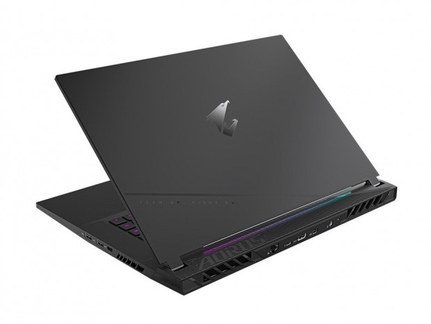 360Hz 15.6型液晶ゲーミングノート、GIGABYTE「AORUS 15」の量販 360Hz 15.6型液晶ゲーミングノート、GIGABYTE「AORUS 15」の量販