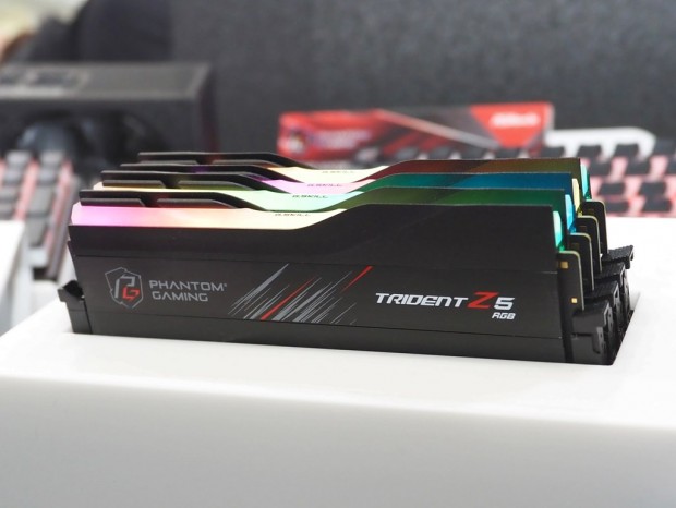 Trident Z5 RGB Memory kit Phantom Gaming Edition